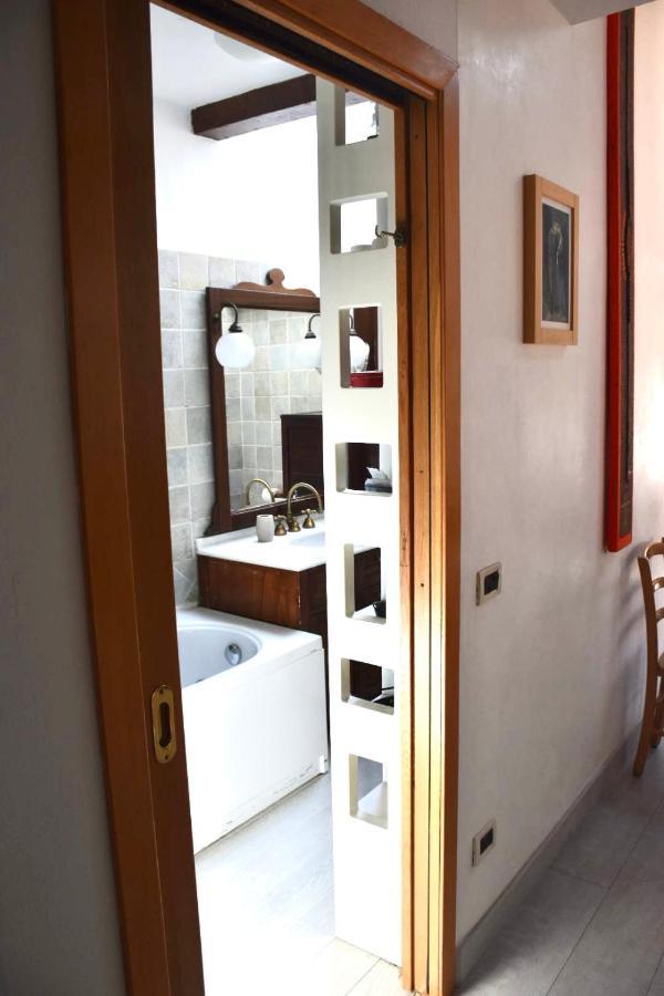 Mansarda Teatro Duse Centro Apartment โบโลญญา ภายนอก รูปภาพ
